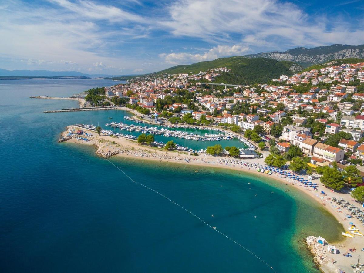Apartments Luna Crikvenica Eksteriør billede