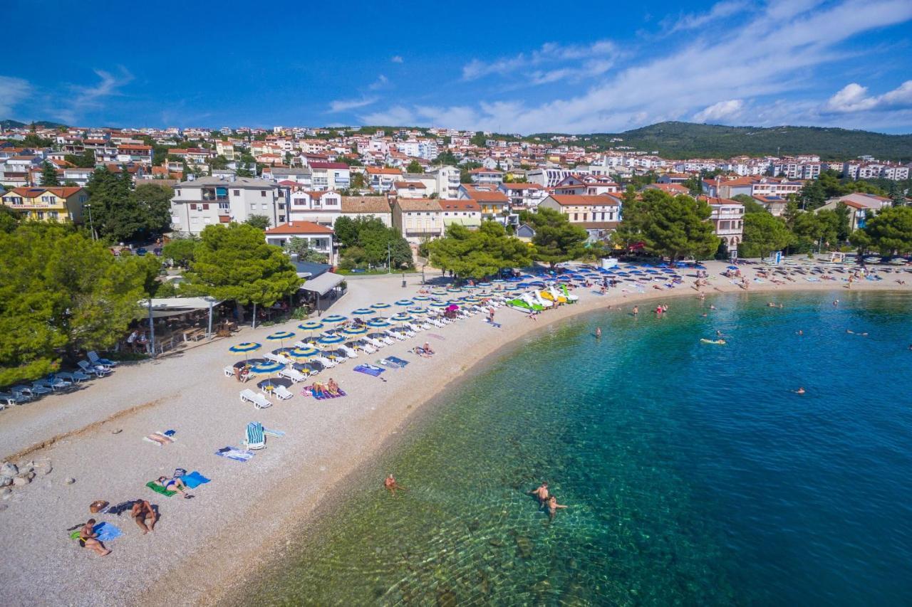 Apartments Luna Crikvenica Eksteriør billede
