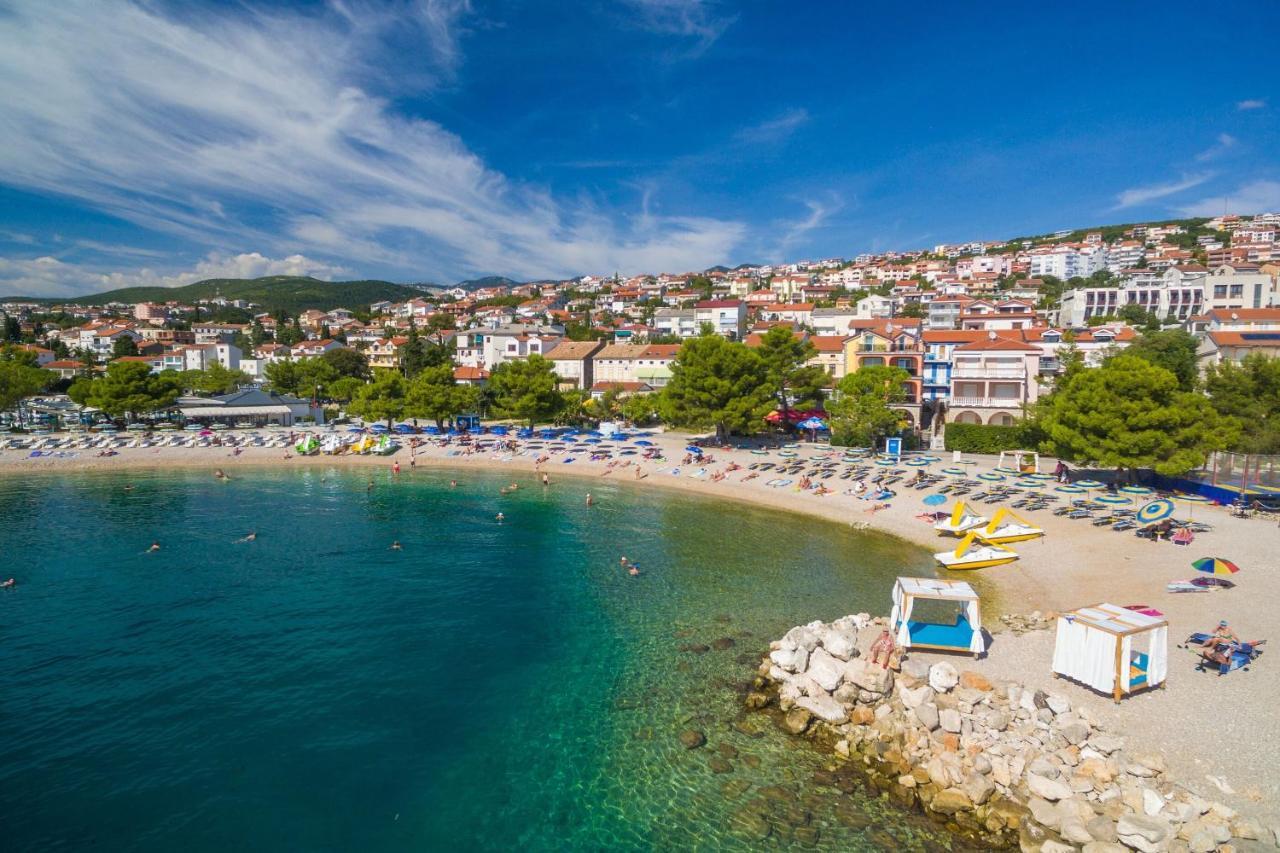 Apartments Luna Crikvenica Eksteriør billede