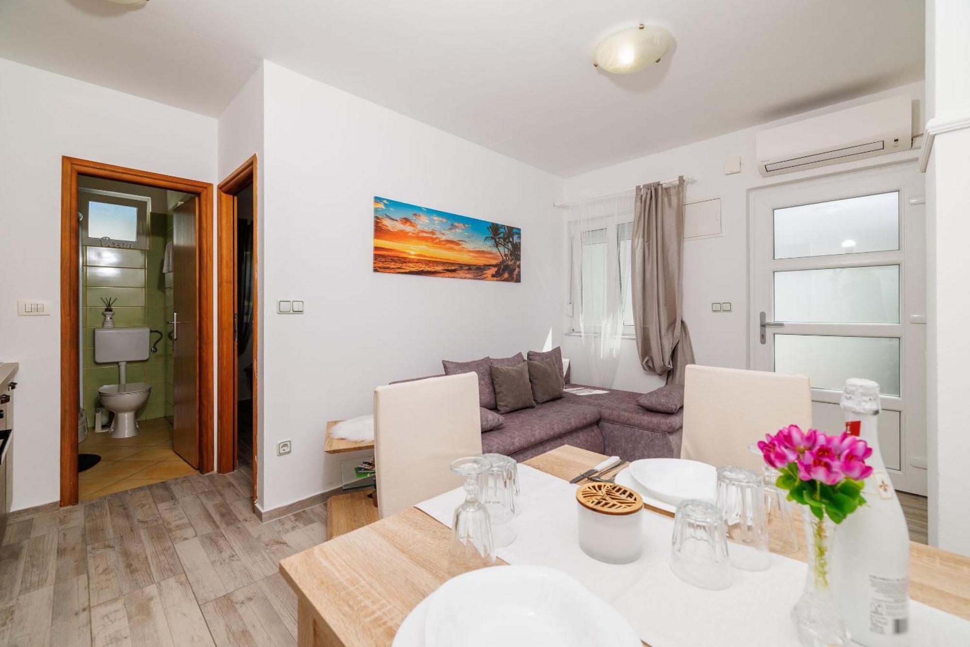 Apartments Luna Crikvenica Eksteriør billede
