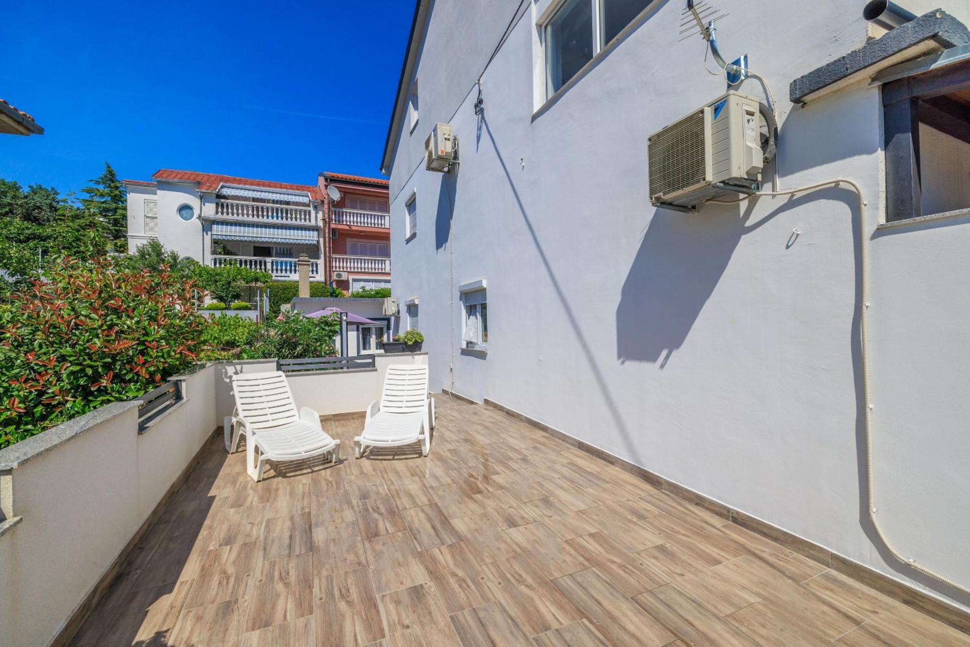 Apartments Luna Crikvenica Eksteriør billede